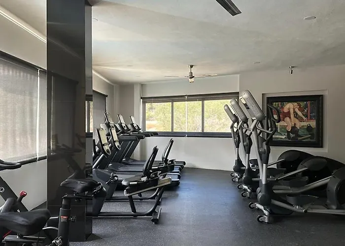 Immaculate With Stunning Views, Balcony, On-site Pool & Gym